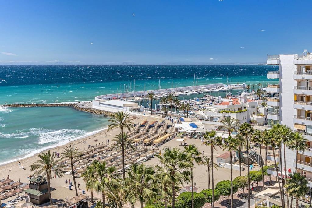 Luxury Beachfront Penthouse In Marbella: Seaviews Apartment *